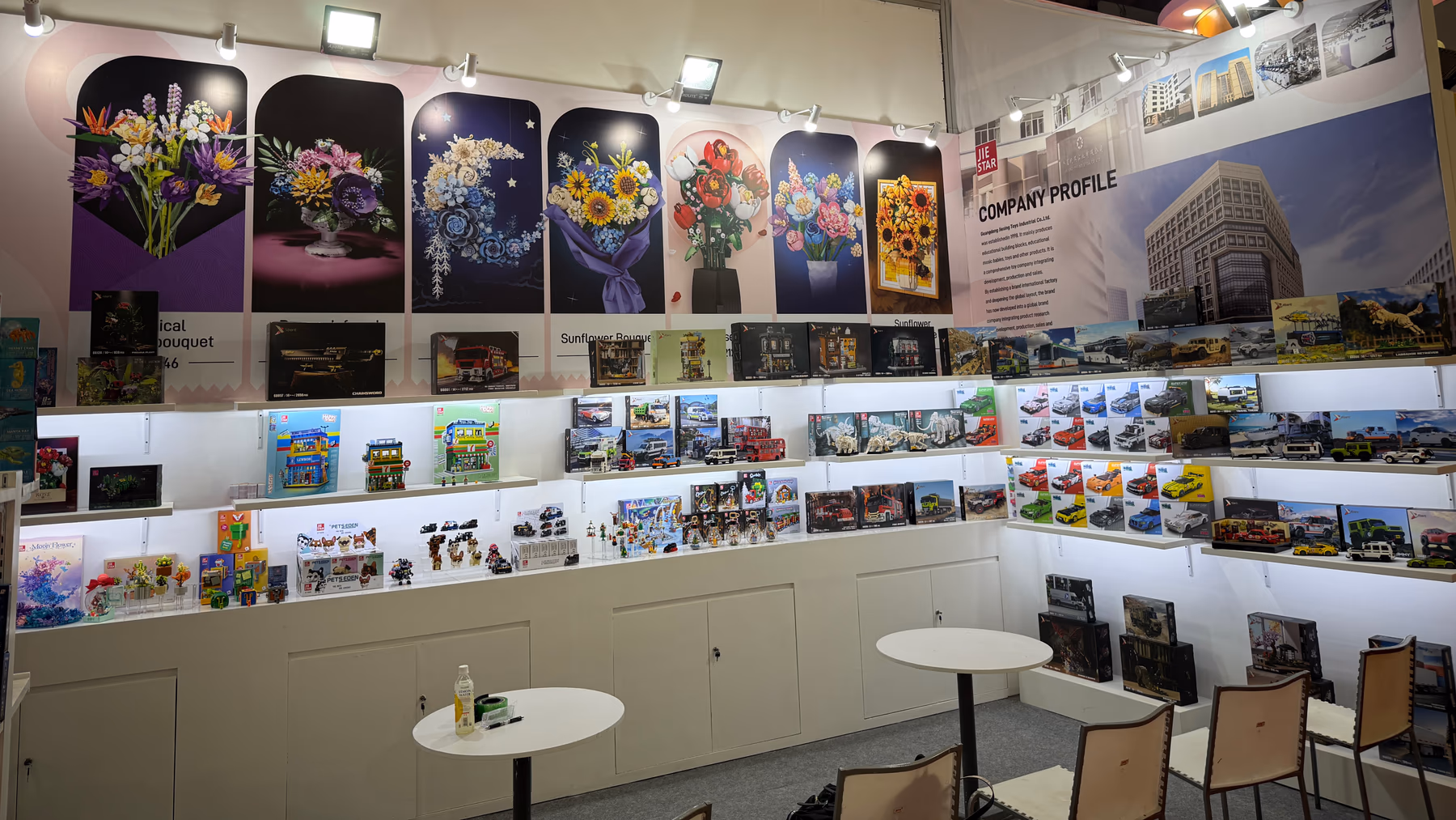 JIESTAR building block collections displayed across the IBTE Indonesia 2024 booth in Jakarta